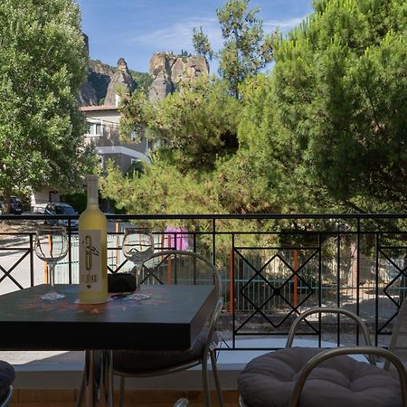 I & G Family Apartment Каламбака Екстер'єр фото